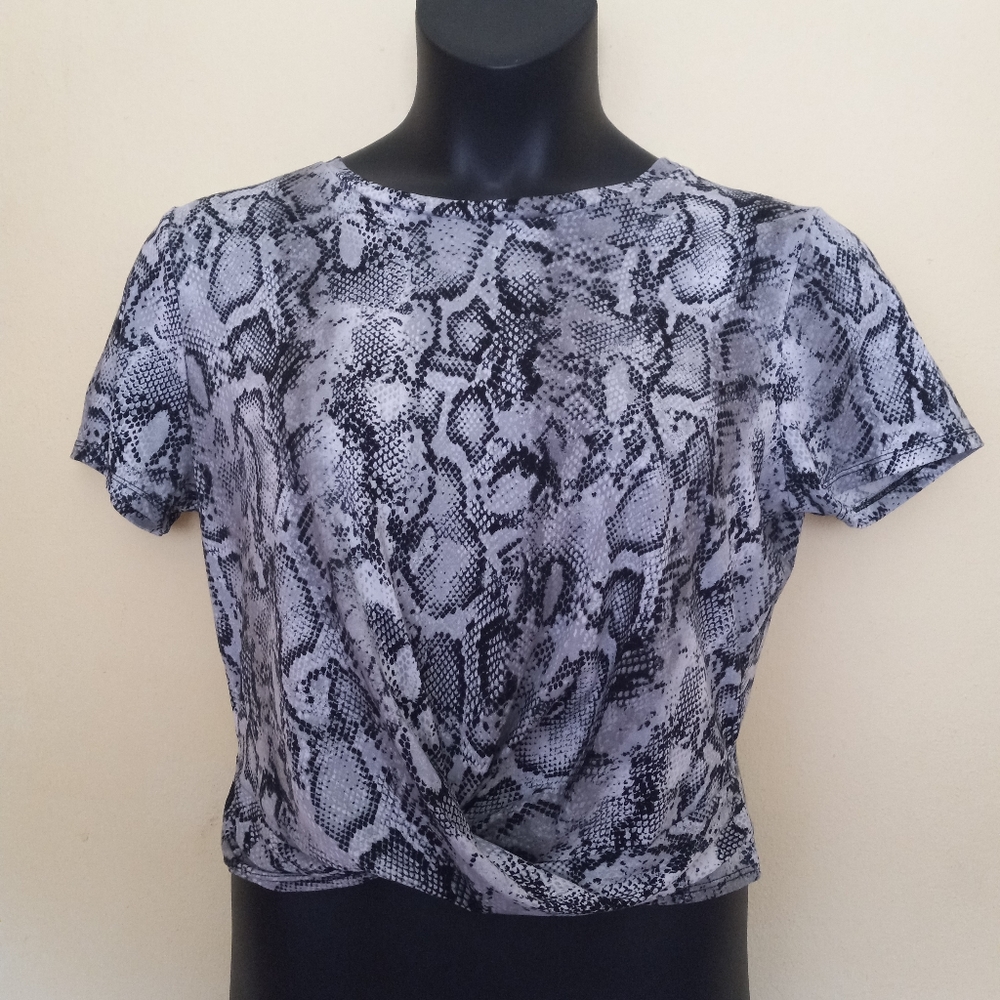 Love J Snake Skin Crop Top XL